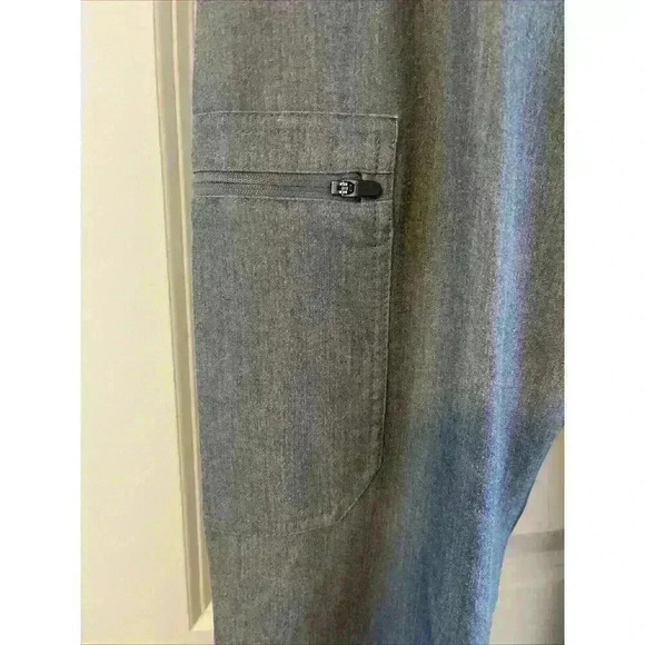 FIGS Technical collection cargo Scrub Pants Graphite Gray Size Medium teal tie - Picture 3 of 7